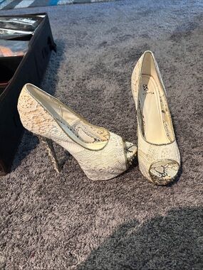 Scene Weaver Cream Lace Peep-Toe Platform Heels with Snakeskin Trim